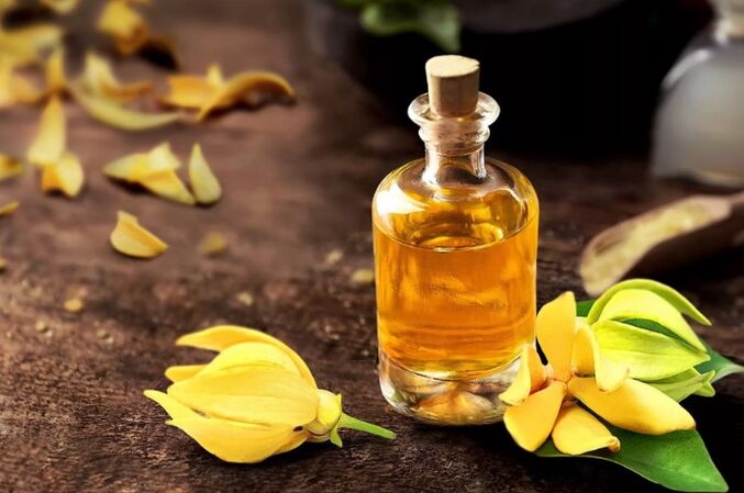 Ilang-ylang σε πηκτώ